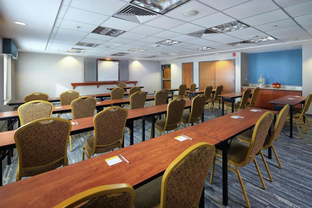 Hampton Inn By Hilton & Suites Tucson East Main image